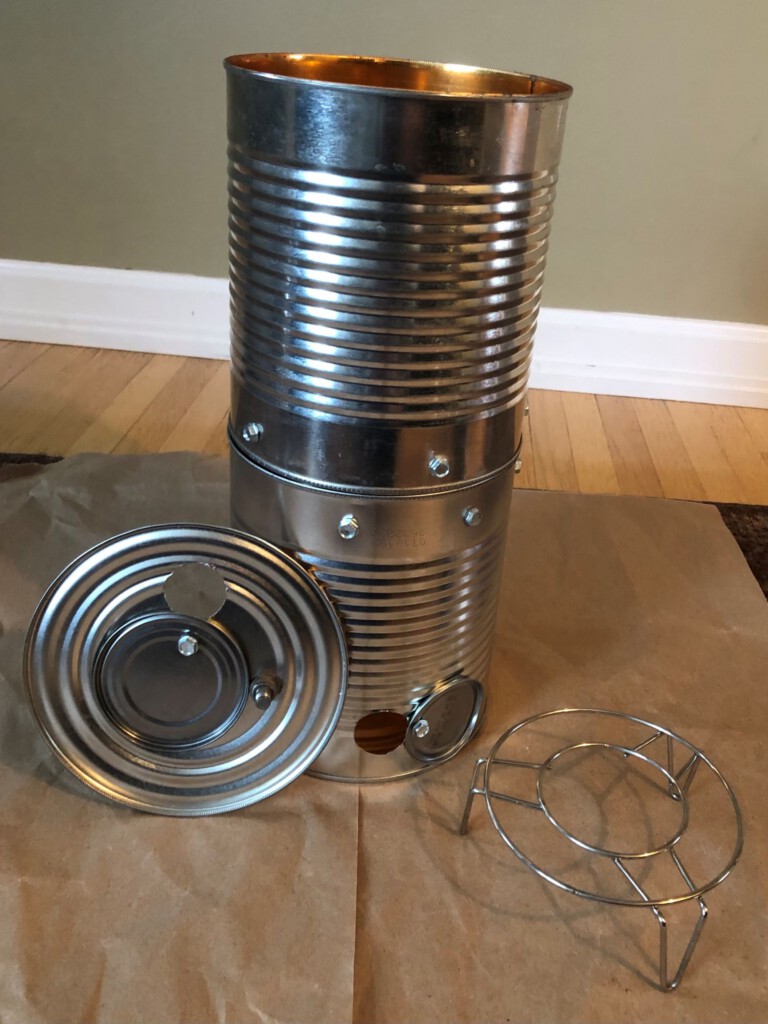 DIY Tin Smoker with lid and trivet