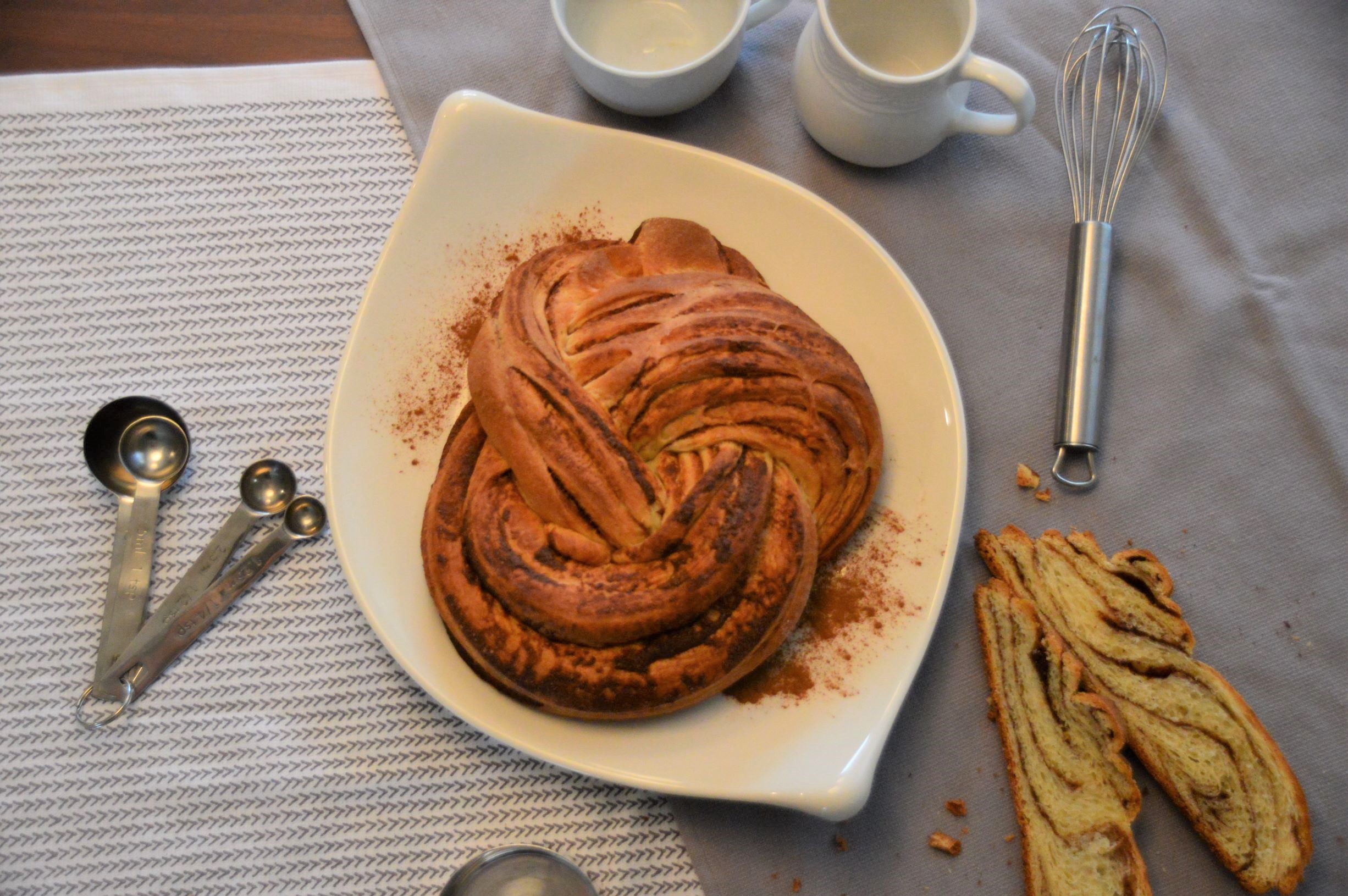 Cinnamon Almond Knotted Bread